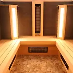 Gino Park Palace - Kastiel Orlove 4* Povazska Bystrica
