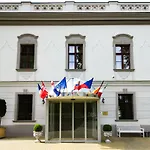 Gino Park Palace - Kastiel Orlove 4* Povazska Bystrica