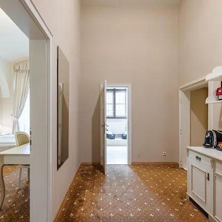 Gino Park Palace - Kaštieľ Orlové 4* Považská Bystrica