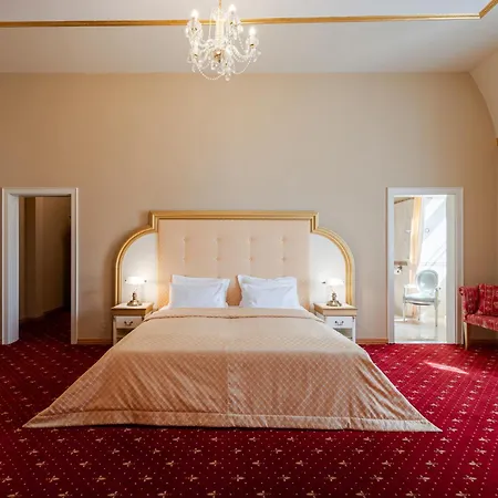 Gino Park Palace - Kaštieľ Orlové