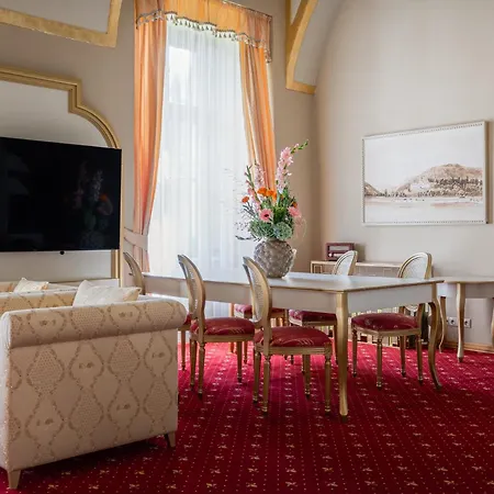 Gino Park Palace - Kaštieľ Orlové Považská Bystrica
