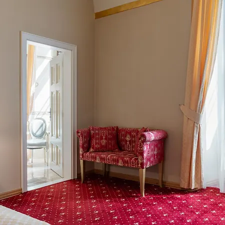 Gino Park Palace - Kaštieľ Orlové