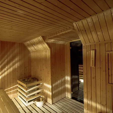 Gino Park Palace - Kastiel Orlove