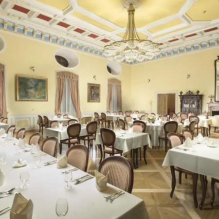 Gino Park Palace - Kaštieľ Orlové